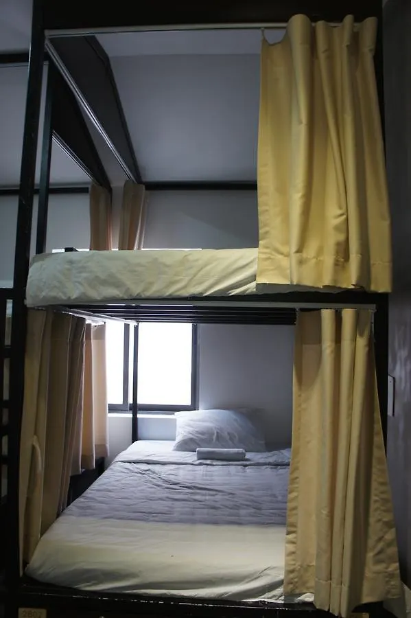 Mariposa Hostel Da Nang 0*,  Vietnam